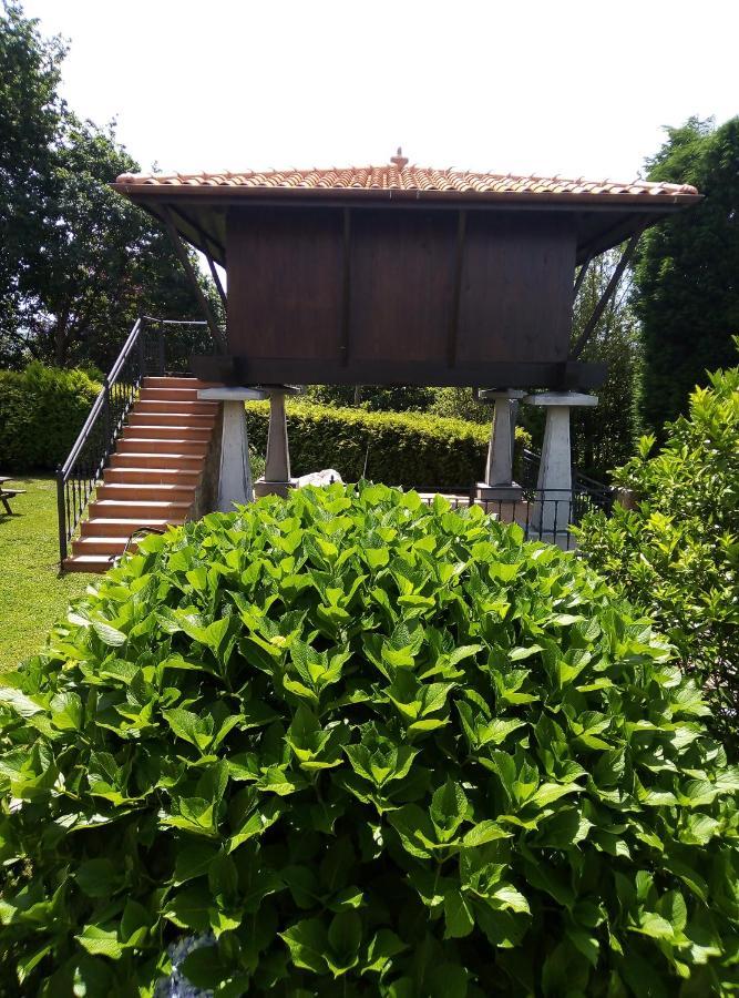 Somonte Hotel Quintes Bagian luar foto